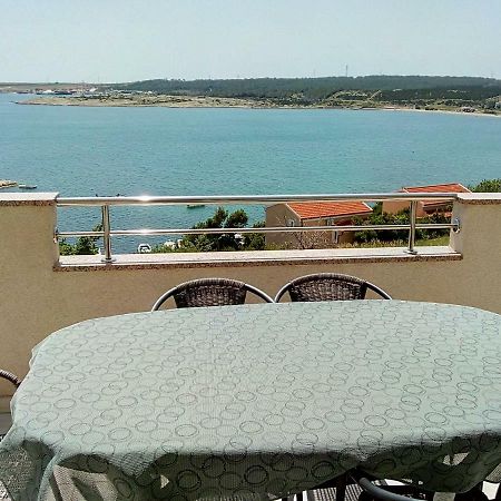 Apartmani Luna Новалья Экстерьер фото