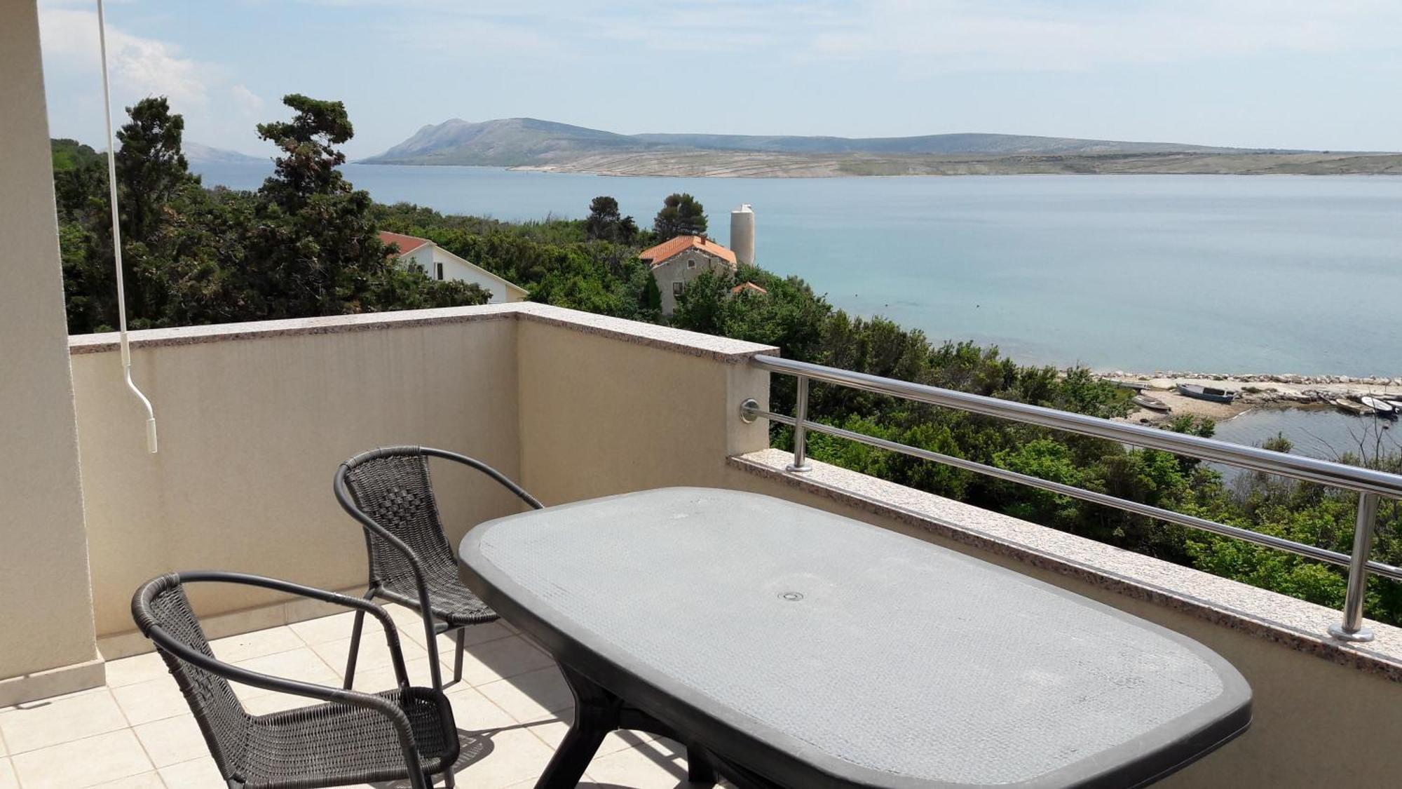 Apartmani Luna Новалья Экстерьер фото