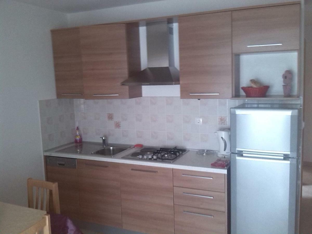 Apartmani Luna Новалья Экстерьер фото
